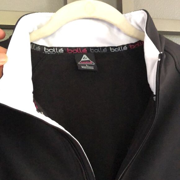 NWT Bolle Black and white belted jacket. Size out - Picture 7 of 11